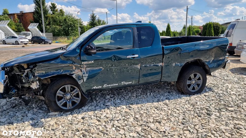 Toyota Hilux 4x4 Double Cab Autm Executive - 13