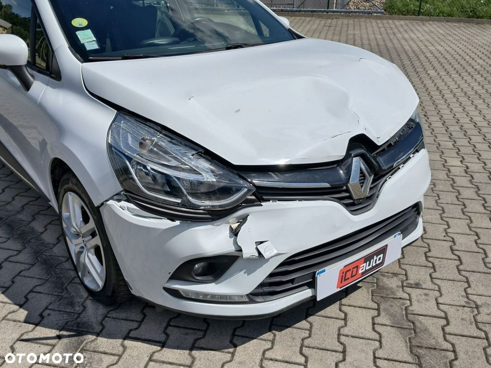 Renault Clio - 19