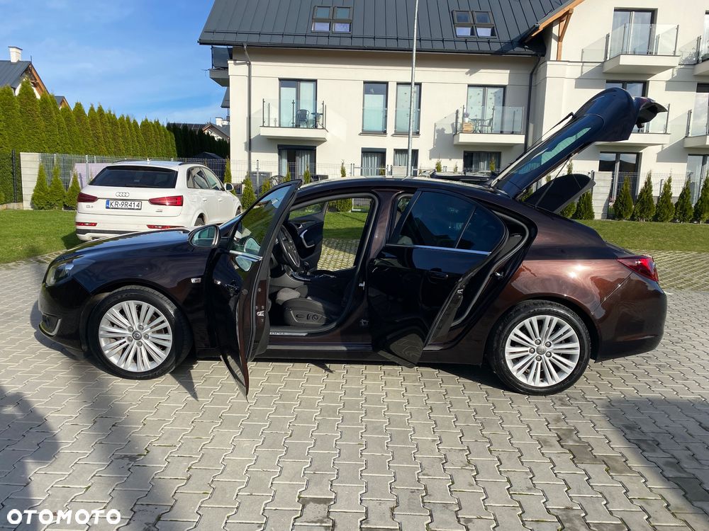 Opel Insignia 1.6 T Cosmo S&S EU6 - 23
