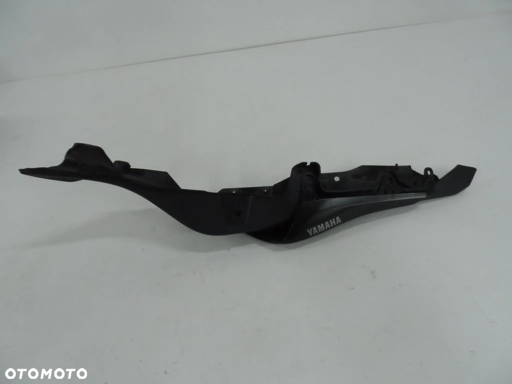 Yamaha MT07 osłona plastikowa boczek pod fotel P L - 1