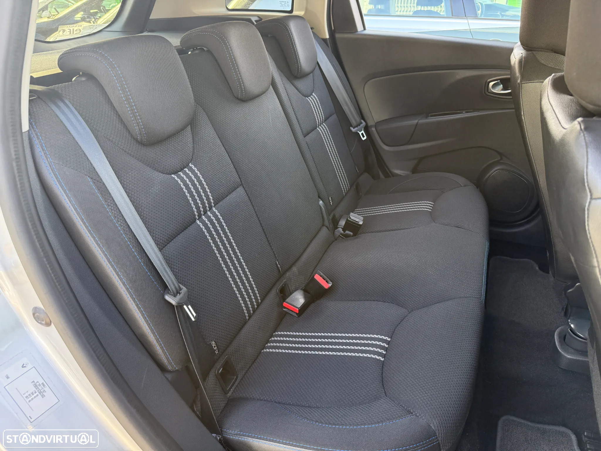 Renault Clio Sport Tourer 1.5 dCi GT Line - 19