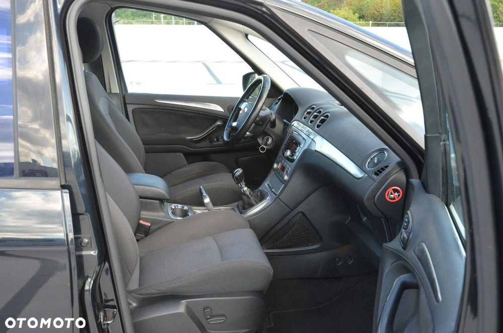 Ford S-Max - 28