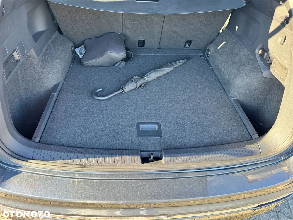 Volkswagen Tiguan Allspace - 11