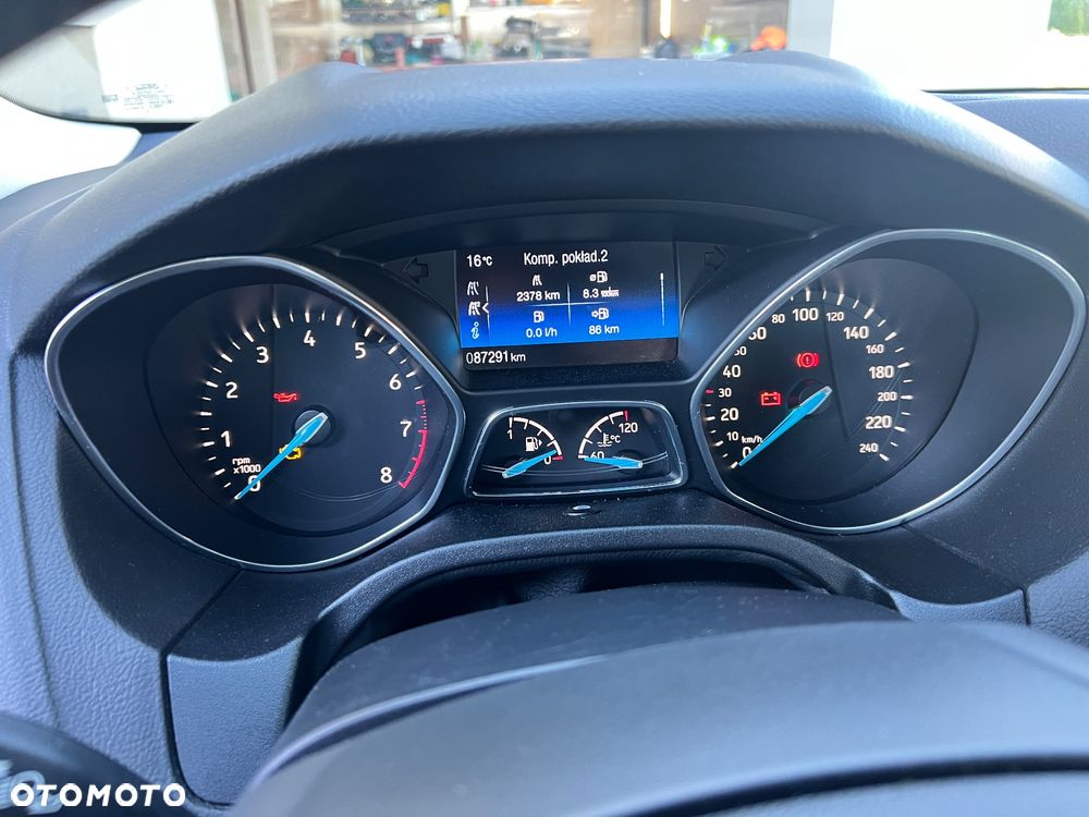 Ford Focus 1.0 EcoBoost Trend - 17