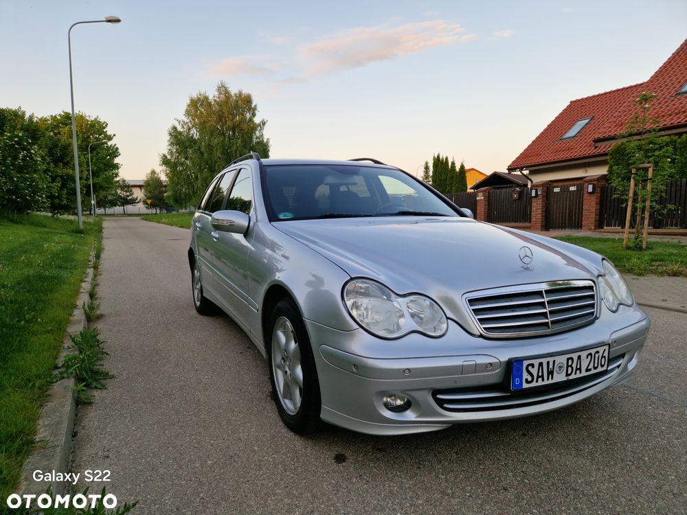 Mercedes-Benz Klasa C 200 CDI Automatik Avantgarde Sport Edition - 26