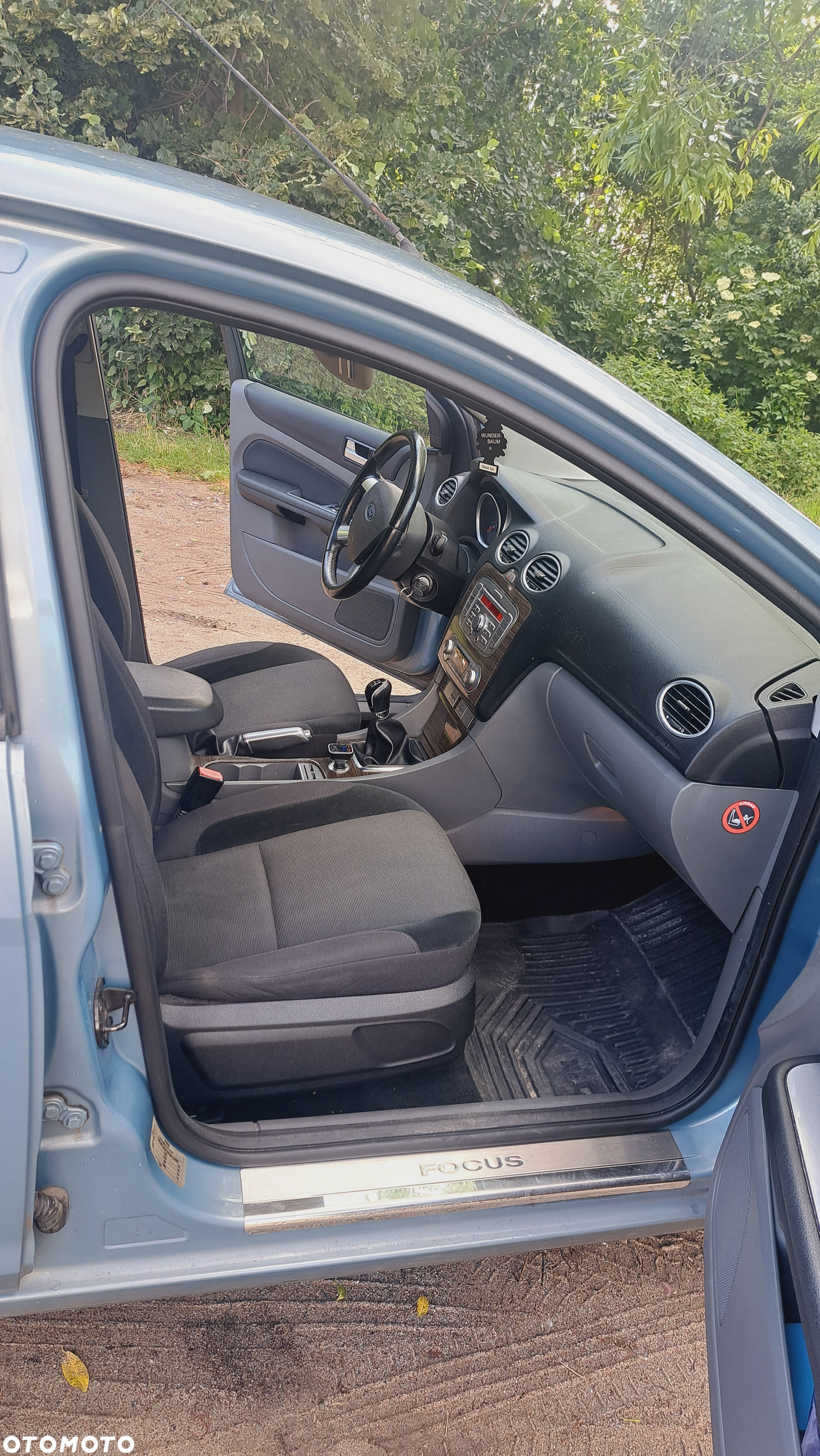 Ford Focus 1.8 FF Ghia - 15