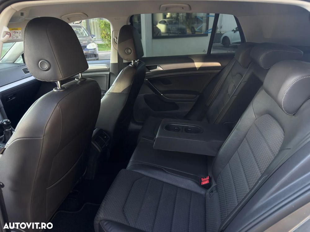 Volkswagen Golf 1.2 TSI BMT Highline - 10