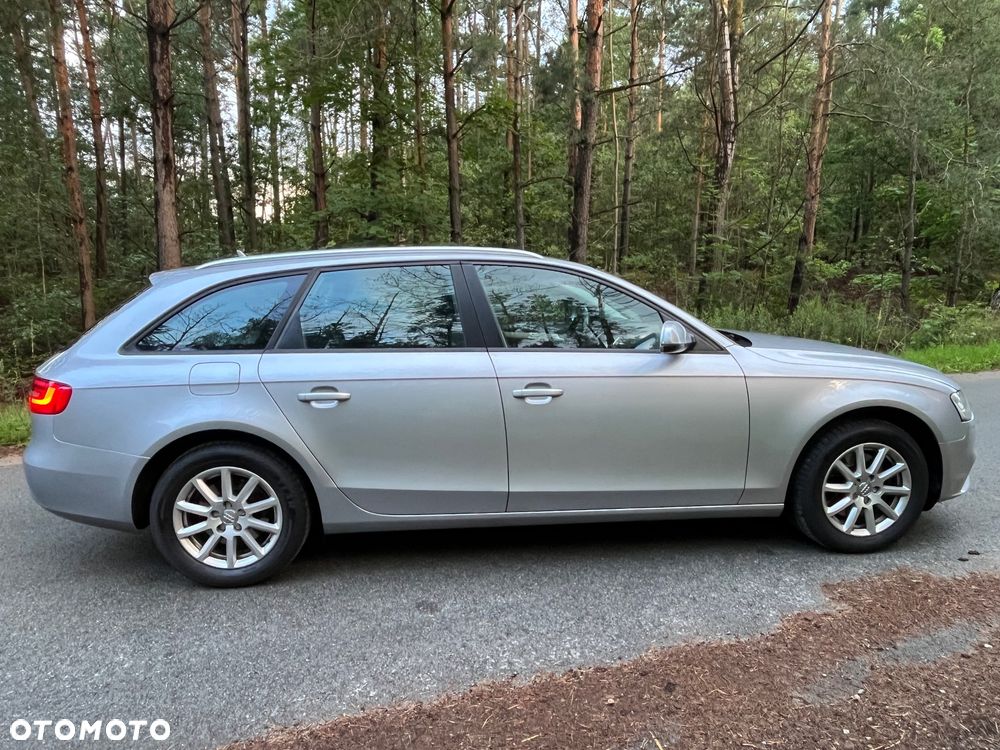 Audi A4 Avant 2.0 TDI DPF clean diesel Attraction - 14