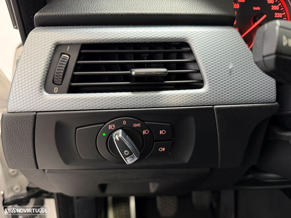 BMW 325 i M Sport Edition - 22