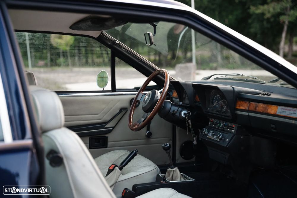 Alfa Romeo GTV - 11