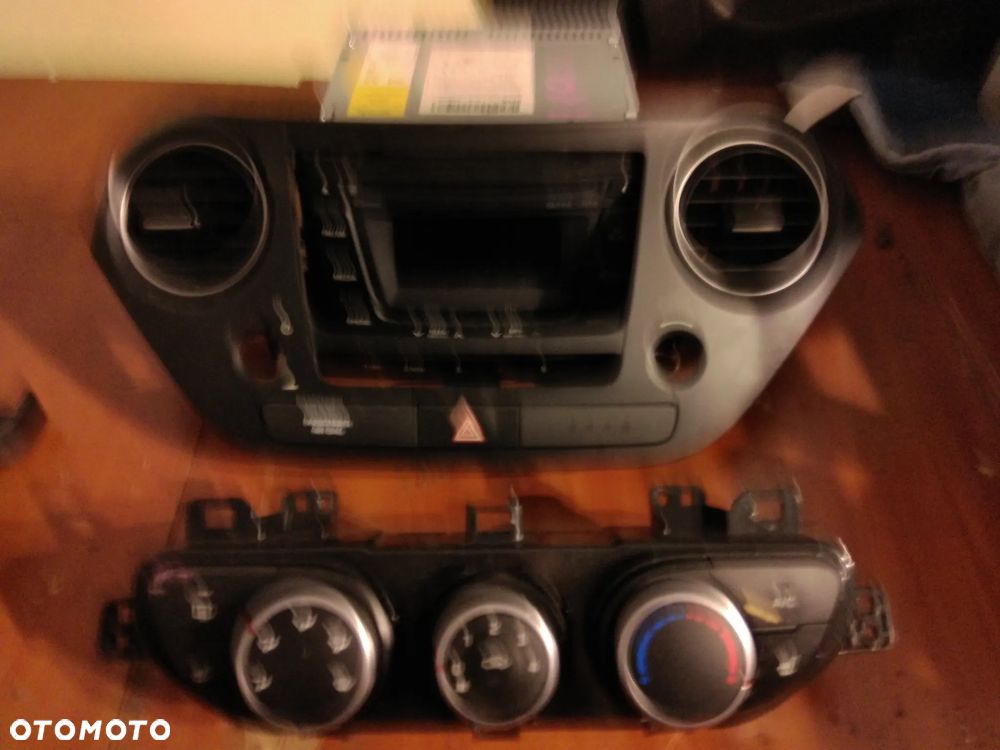 HYUNDAI I10 CD RADIO RAMKA ROWNIEZ INNE CZESCI ROZNE PYTAC - 6