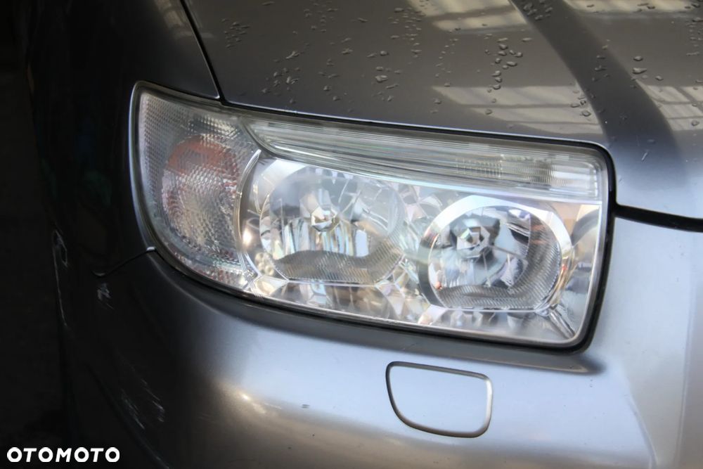 Subaru Forester SG LIFT 05 > 08 Lampa Przód Prawa / Lewa Oryginał Europa - 3