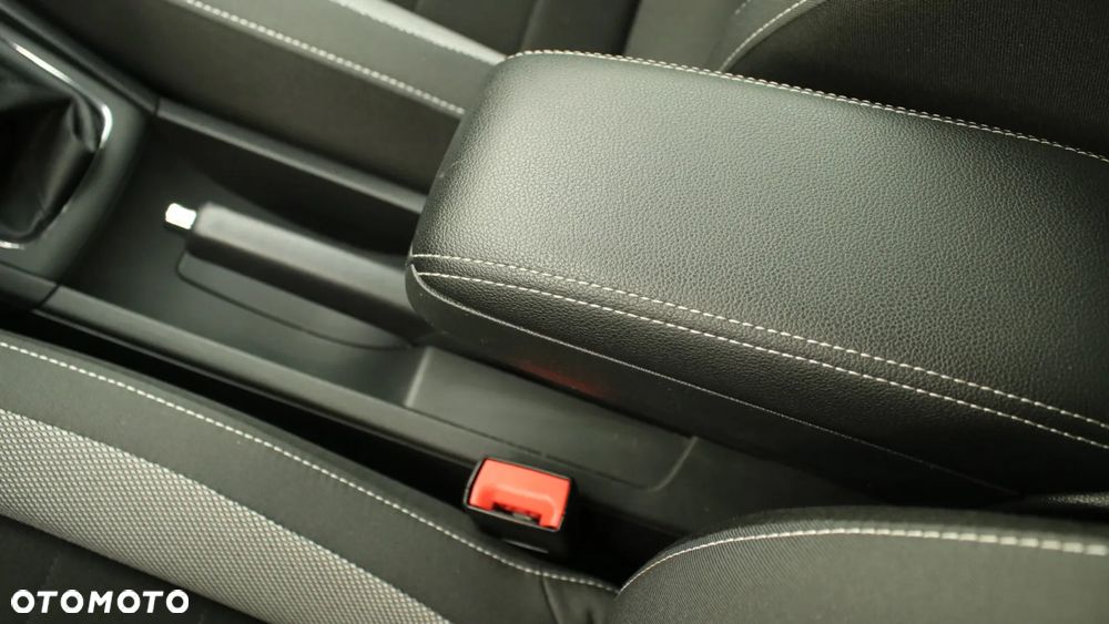 Skoda RAPID 1.0 TSI Ambition - 20