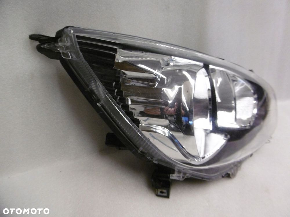 MITSUBISHI SPACE STAR II LIFT - lampa przednia prawa - 2