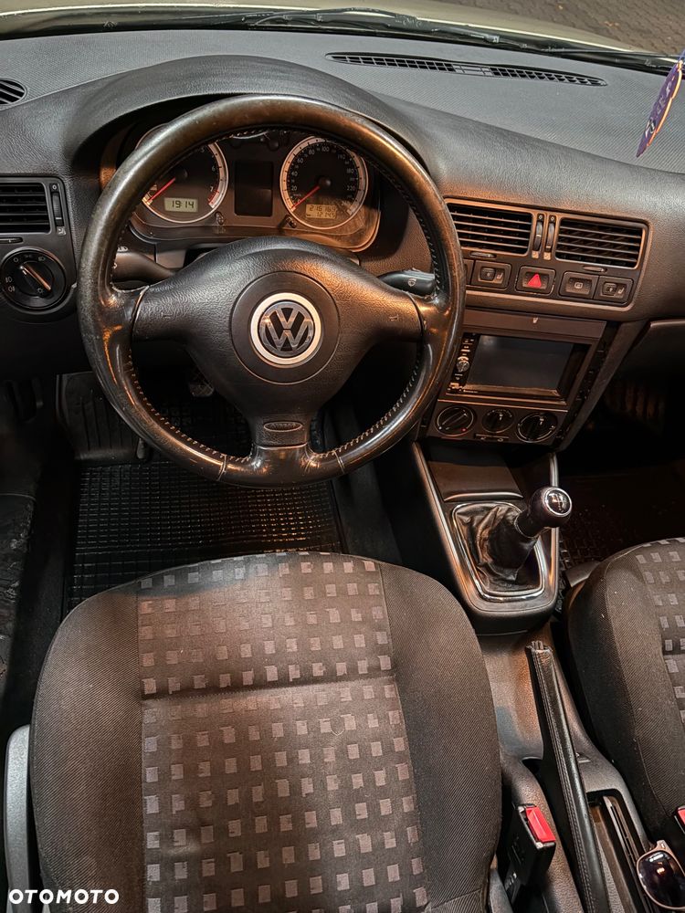 Volkswagen Bora - 11