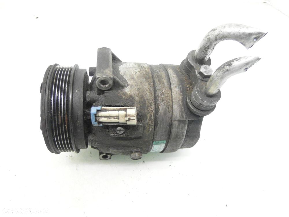 KOMPRESOR KLIMATYZACJI OPEL VECTRA B 1.6 1135324 - 4