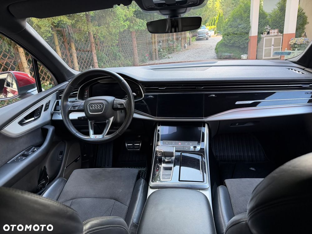 Audi Q7 - 9