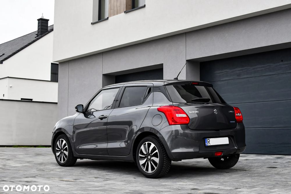 Suzuki Swift 1.2 SHVS Premium Plus - 3