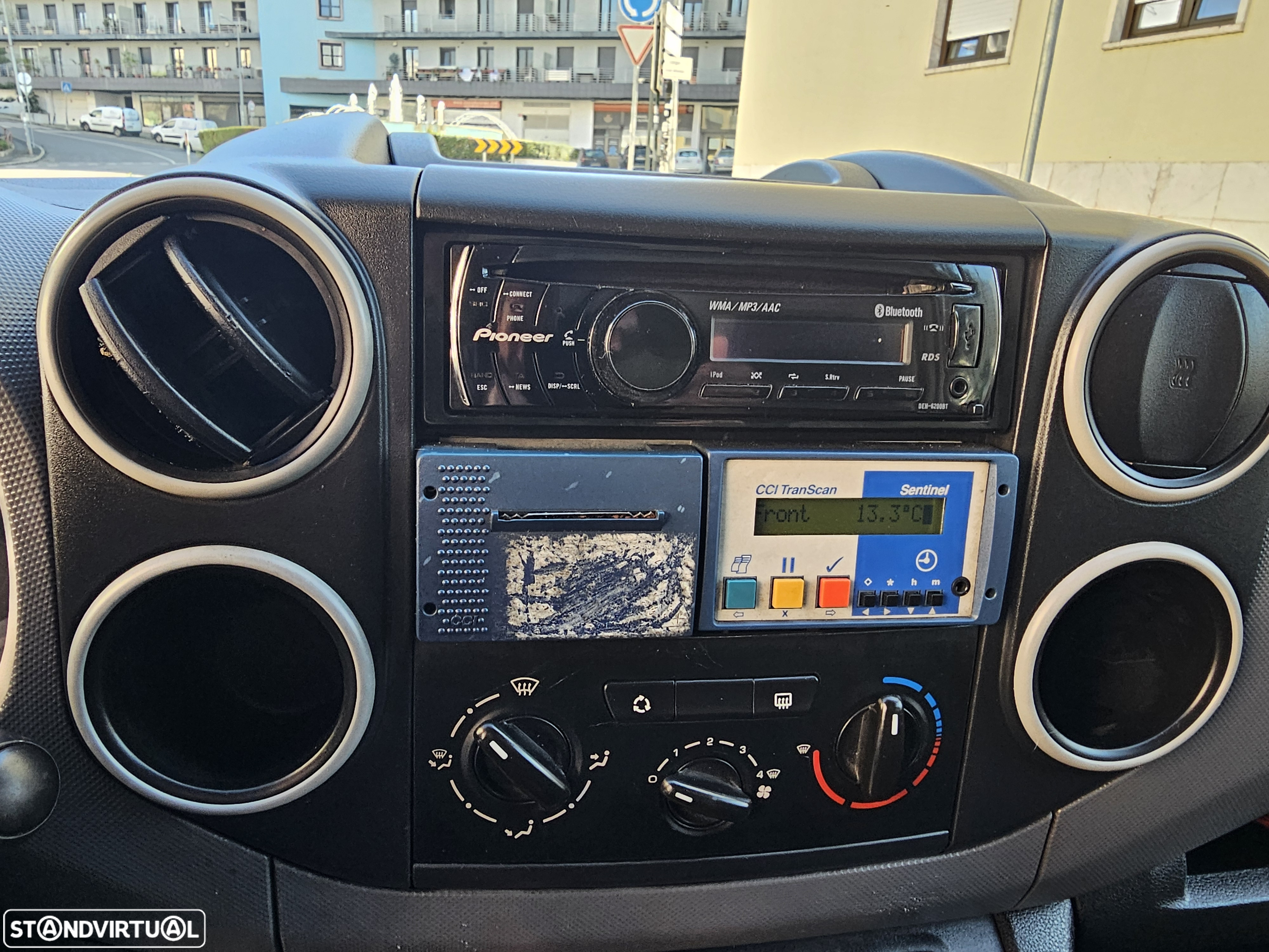 Citroën berlingo frigorífica 3LUG - 23