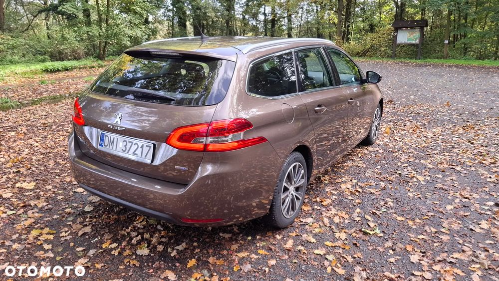 Peugeot 308 SW e-HDi FAP 115 Stop&Start Allure - 8
