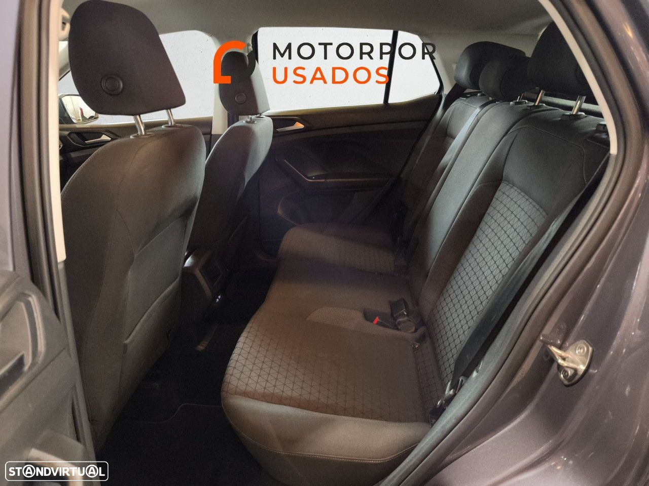 VW T-Cross - 8