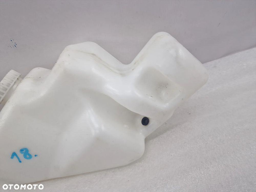 SKODA FABIA I II / SEAT IBIZA 3 III / VW POLO IV 02- ZBIORNICZEK SPRYSKIWACZY , NR 6Q0955453 , NR AUKCJI ZS18 - 3