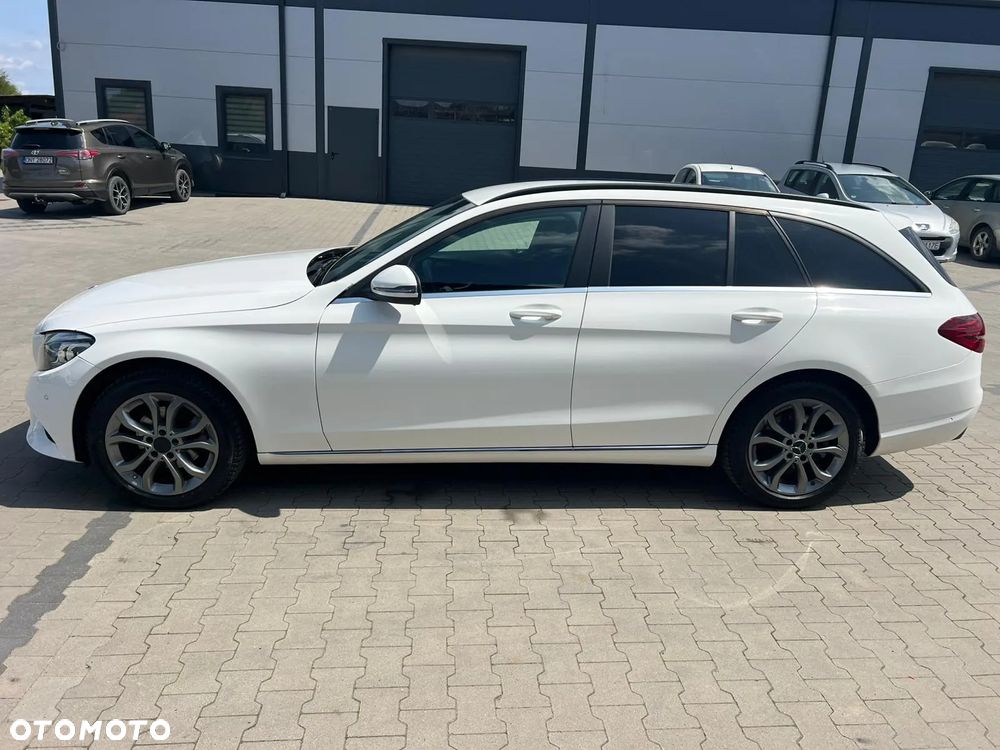 Mercedes-Benz Klasa C 200 d T 9G-TRONIC Exclusive - 2