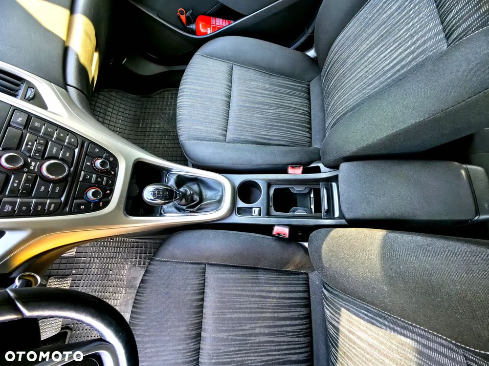 Opel Astra - 10