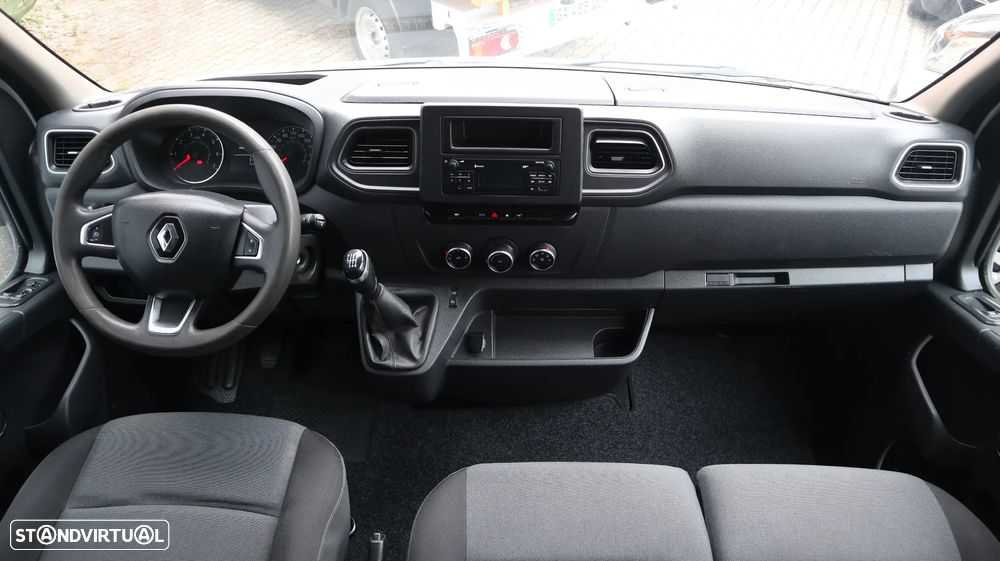 Renault Master 2.3 dCi 135 L3H2 7 lugares - 16