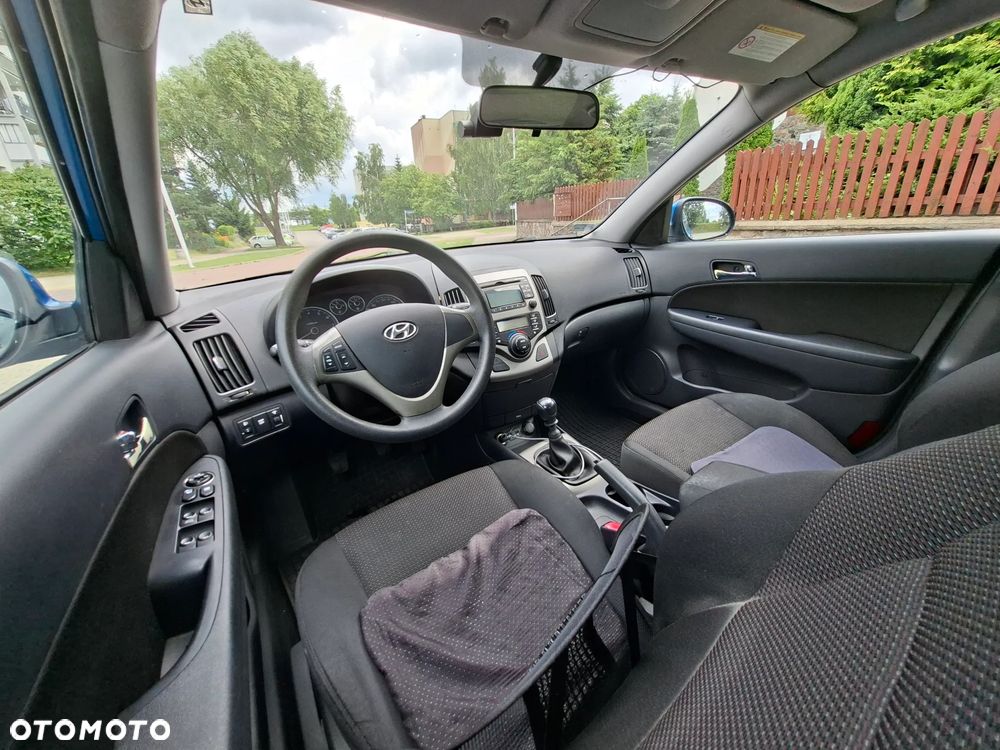 Hyundai i30 1.4 Base - 33