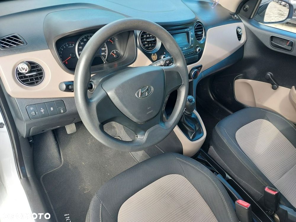Hyundai i10 - 13