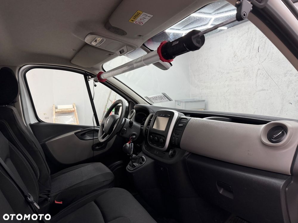 Renault Trafic - 8