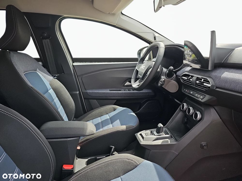 Dacia Jogger 1.8 Full Hybrid 155 Extreme MMT - 11