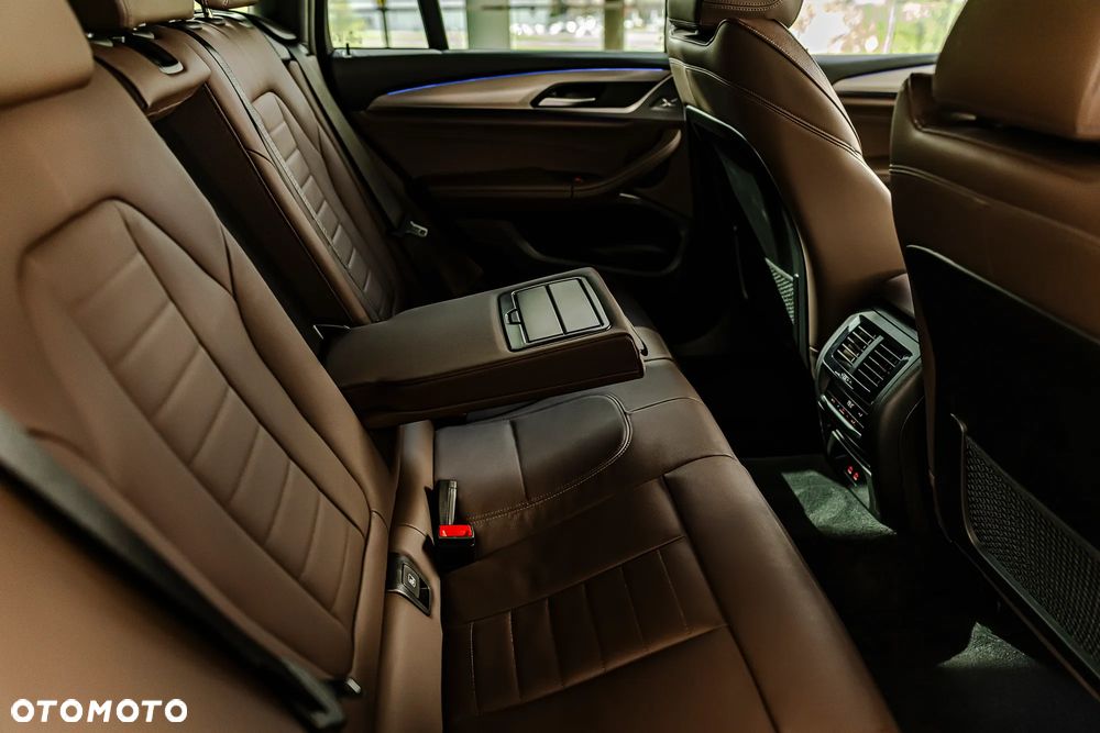 BMW X4 - 12