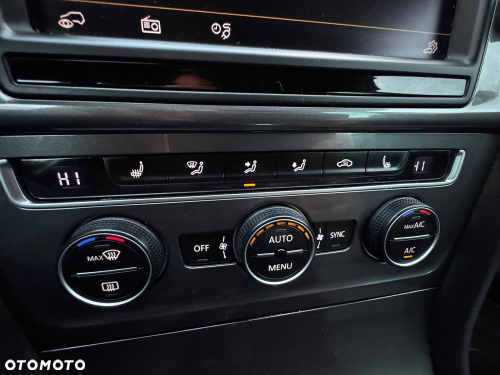 Volkswagen Golf e-Golf - 26