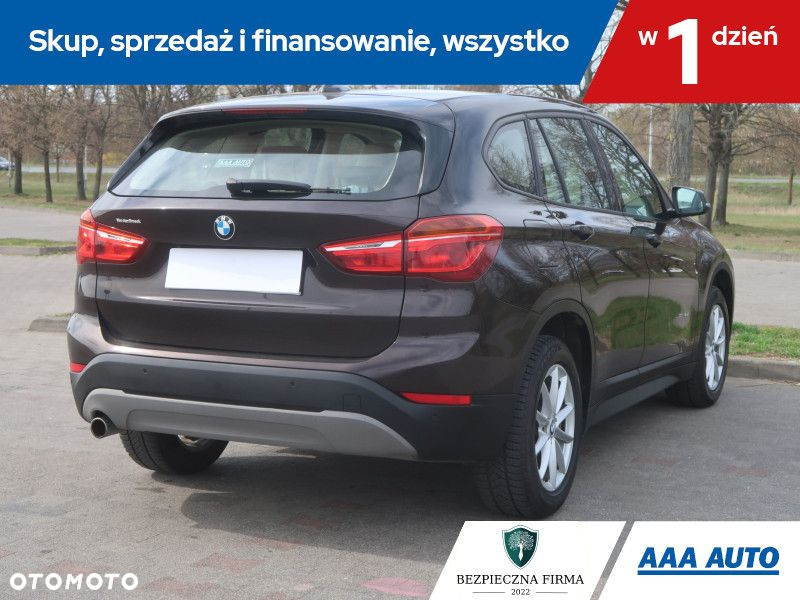 BMW X1 - 6