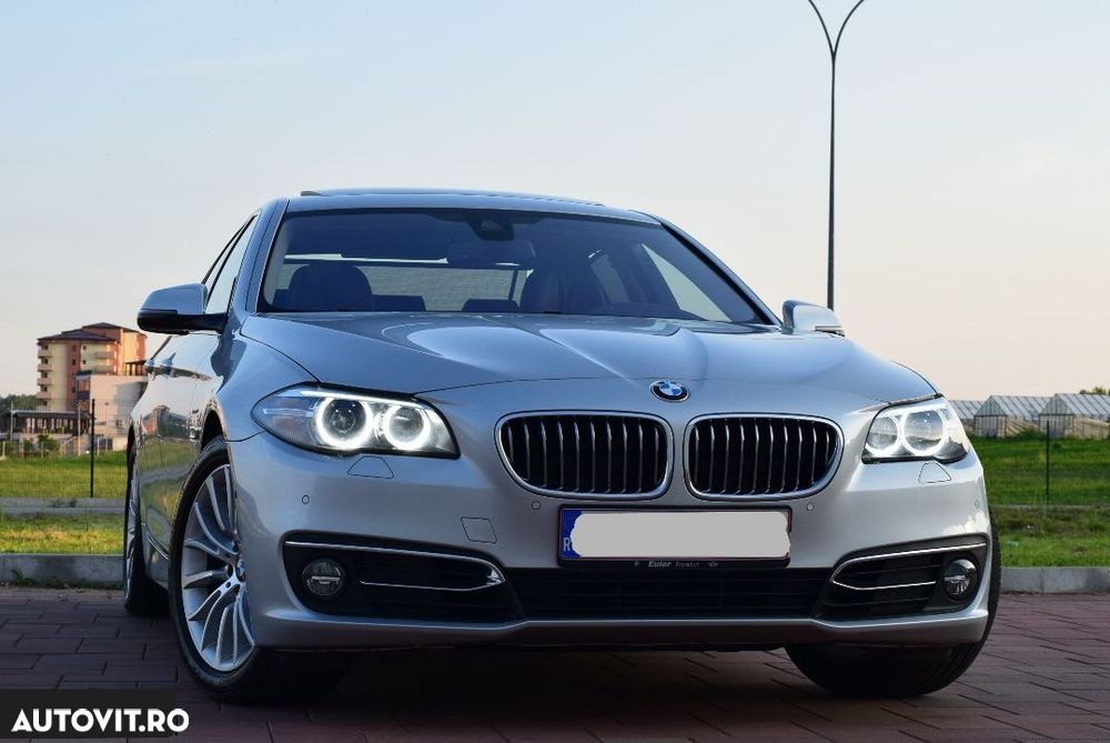 BMW Seria 5 520d Luxury Line - 2