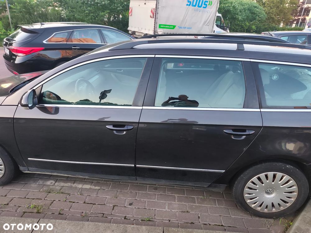 Volkswagen Passat 1.8 TSI Comfortline - 5