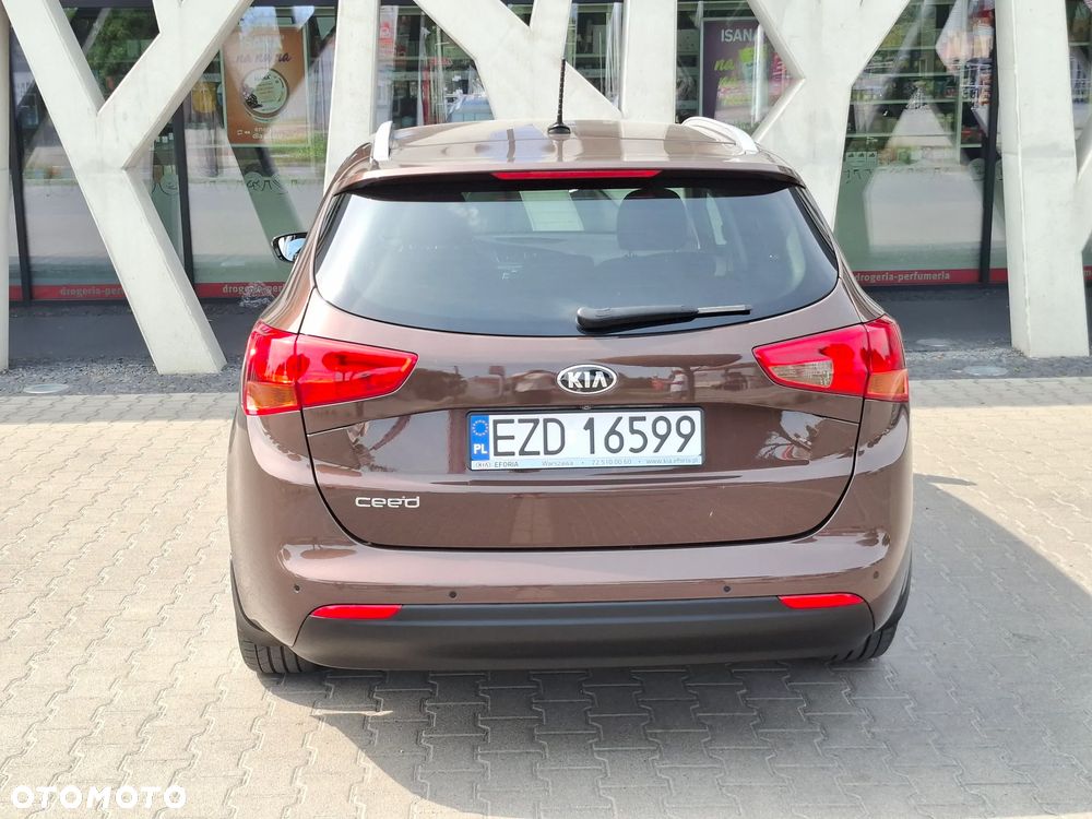 Kia Ceed 1.6 GDI XL - 13