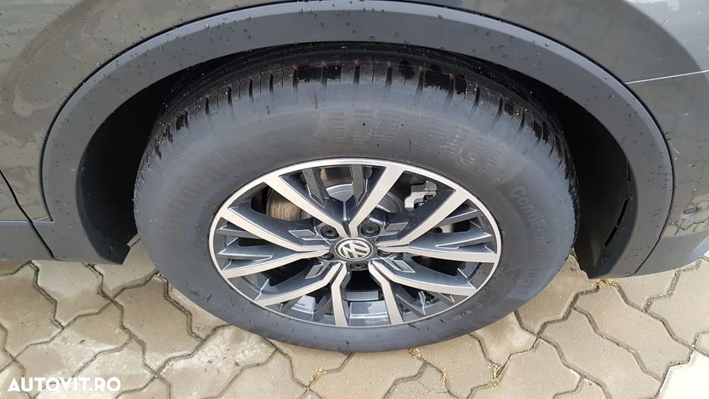 Volkswagen Tiguan 1.5 TSI ACT Comfortline - 5