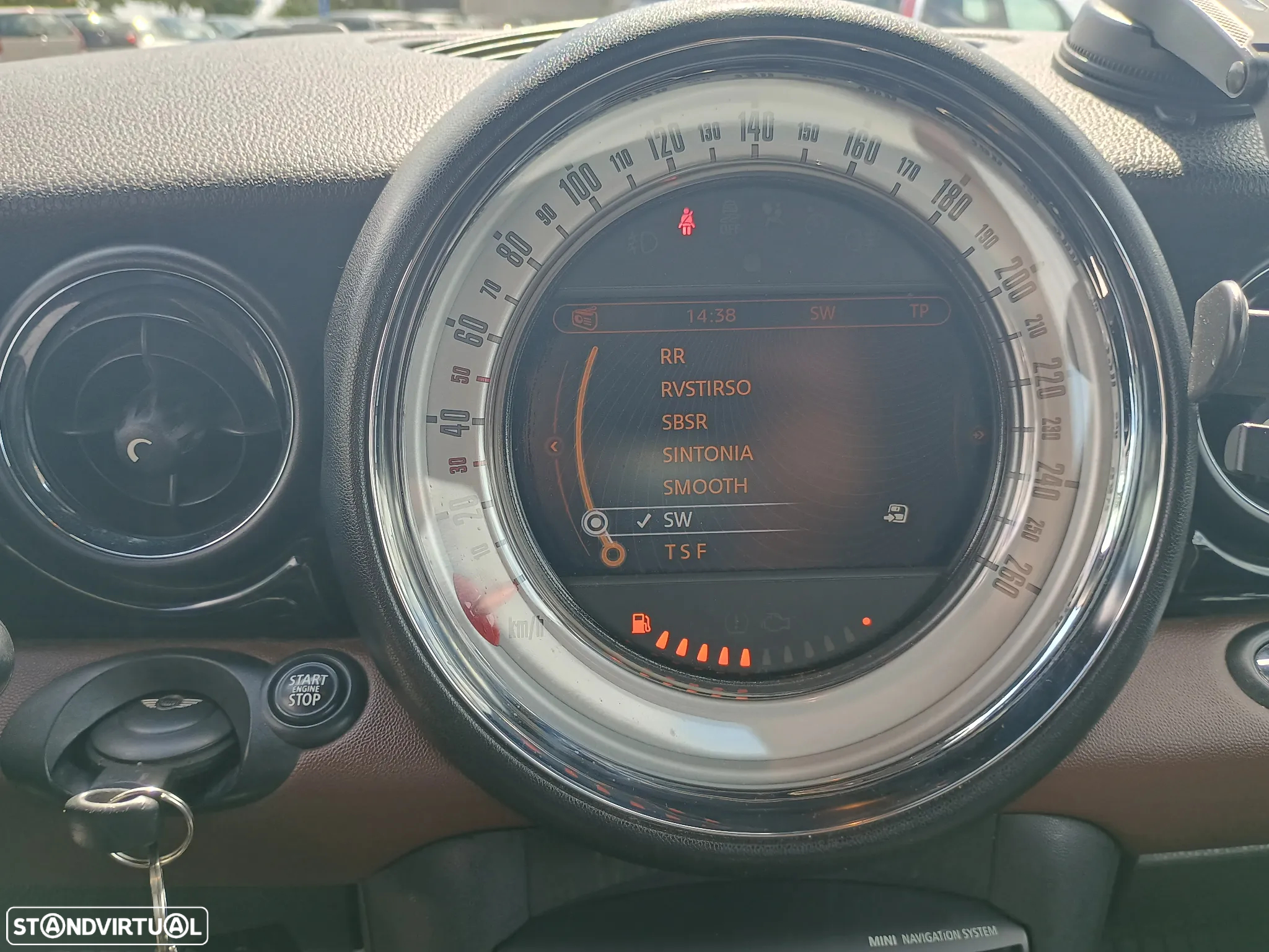 MINI Cabrio Cooper SD Highgate - 11