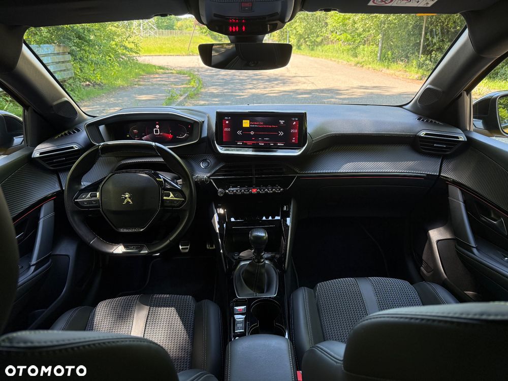 Peugeot 208 PureTech 100 GT Pack - 10