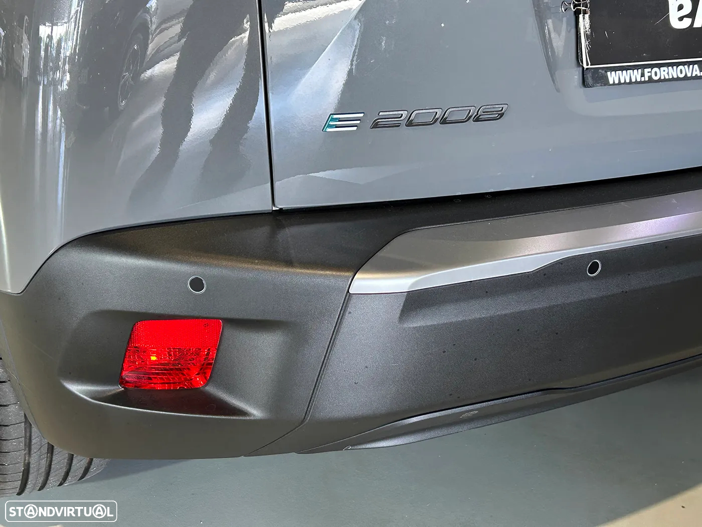 Peugeot e-2008 54 kWh Active - 11