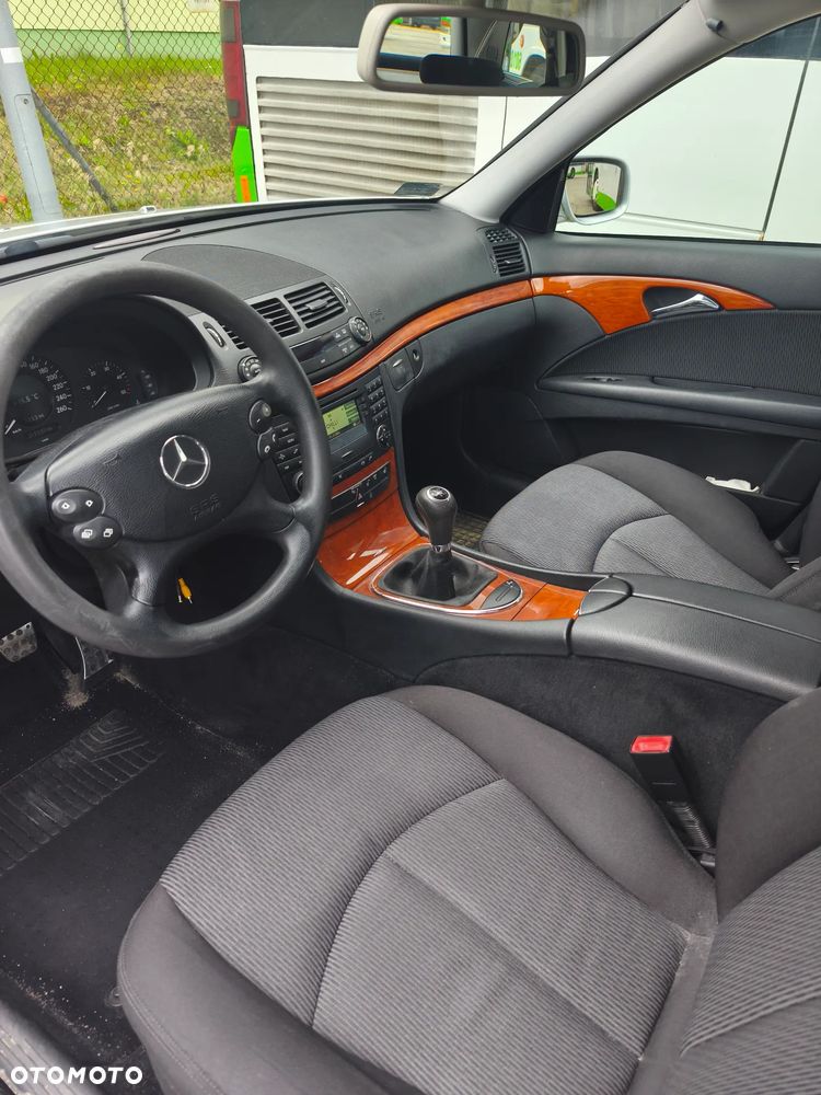 Mercedes-Benz Klasa E 220 CDI Classic - 7