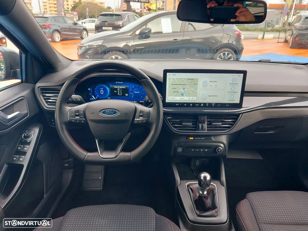 Ford Focus SW 1.0 EcoBoost ST-Line X - 15