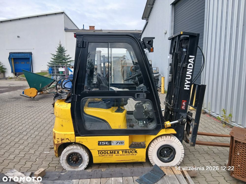 Hyundai 15L-7M - 5