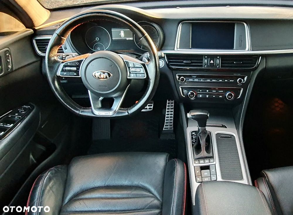 Kia Optima - 7