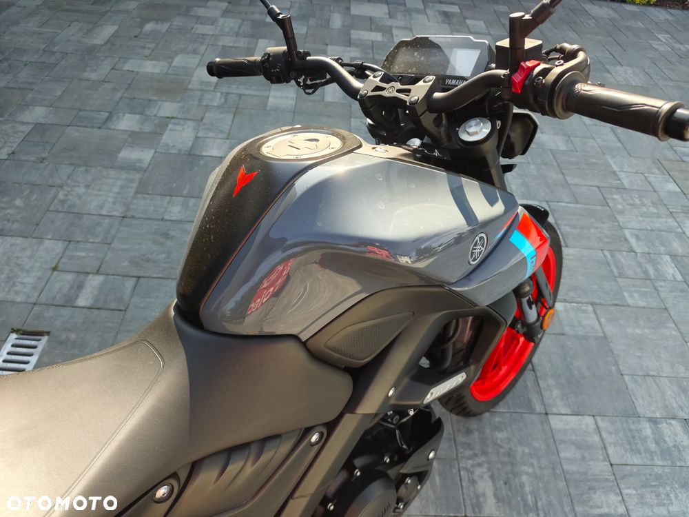 Yamaha MT - 15