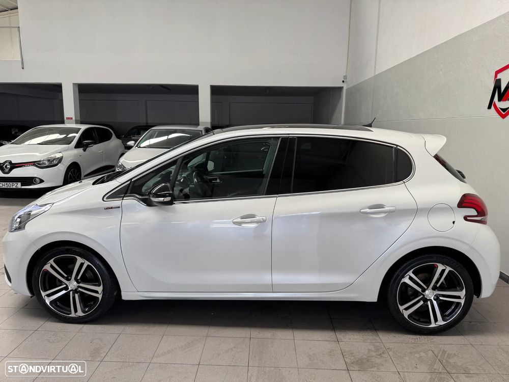 Peugeot 208 - 7