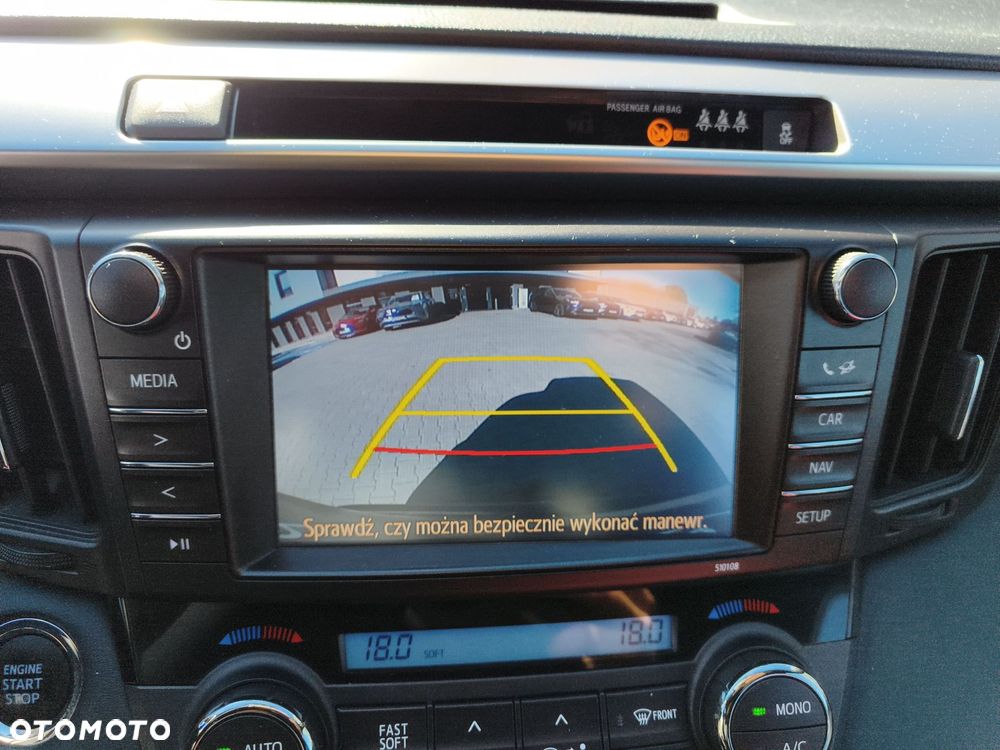 Toyota RAV4 2.0 Style 4x4 - 19